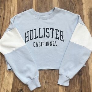 Hollister Light Blue and White Cropped Sweatshirt